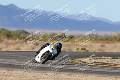 media/Nov-16-2024-CVMA (Sat) [[0e4bb1f32f]]/Race 9-Amateur Supersport Middleweight/